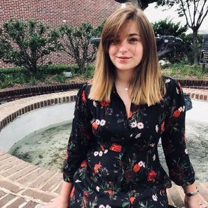 Meet your Posher, Anna